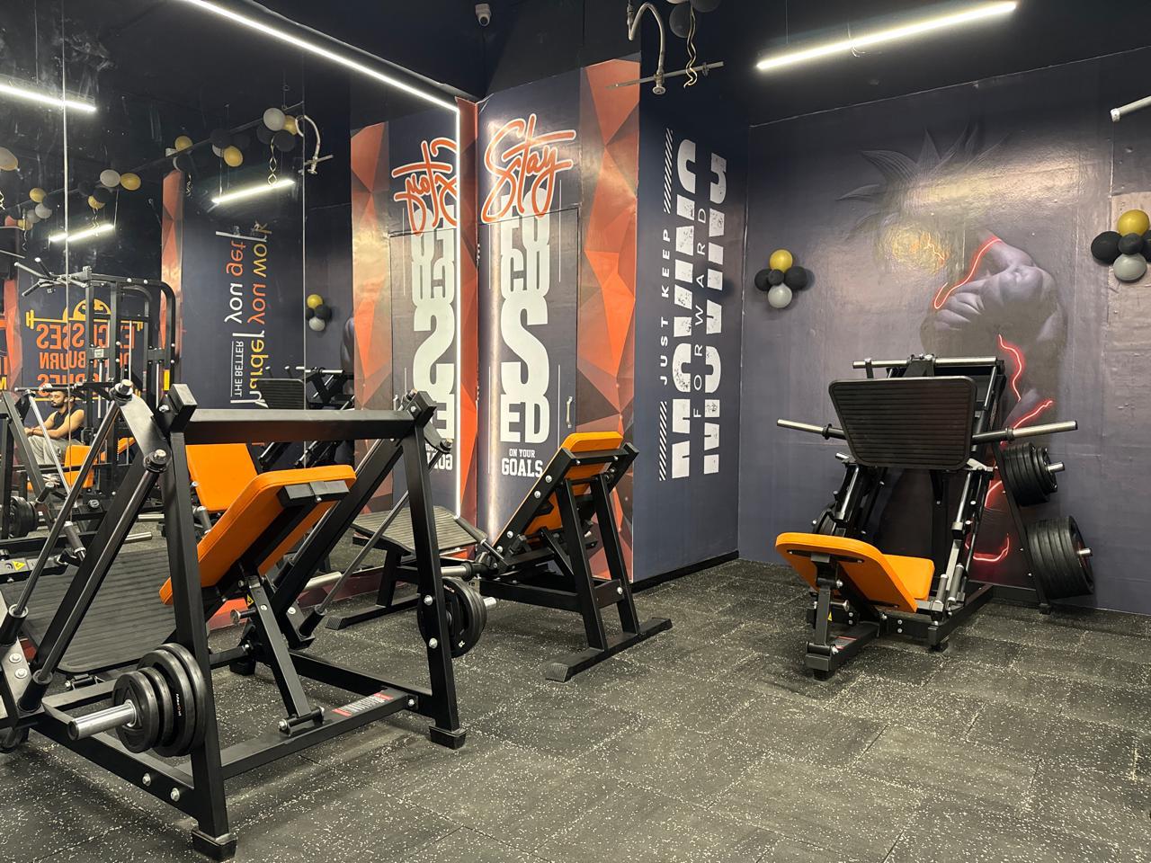 MaxOut Gym Borivali 4