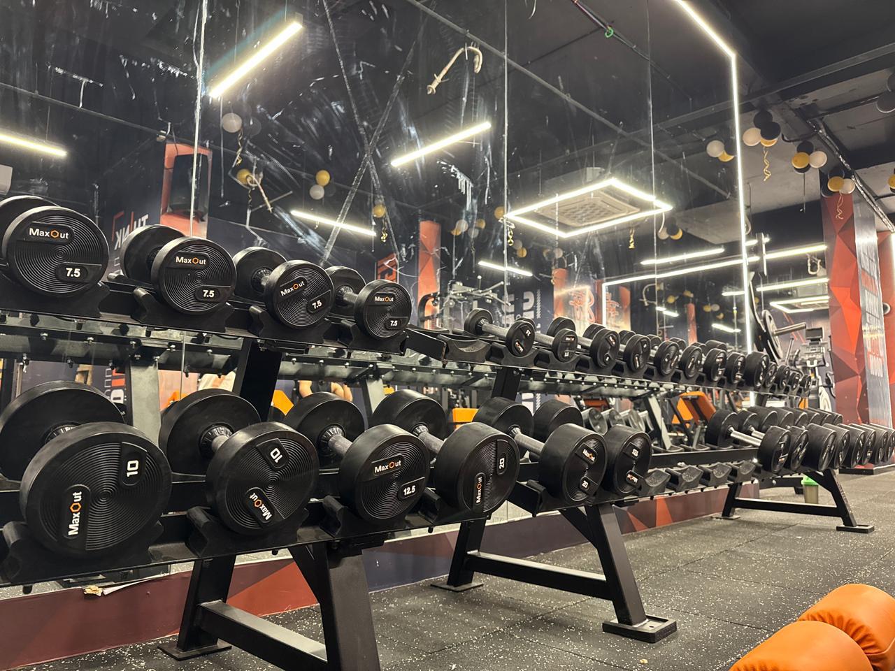 MaxOut Gym Borivali 5